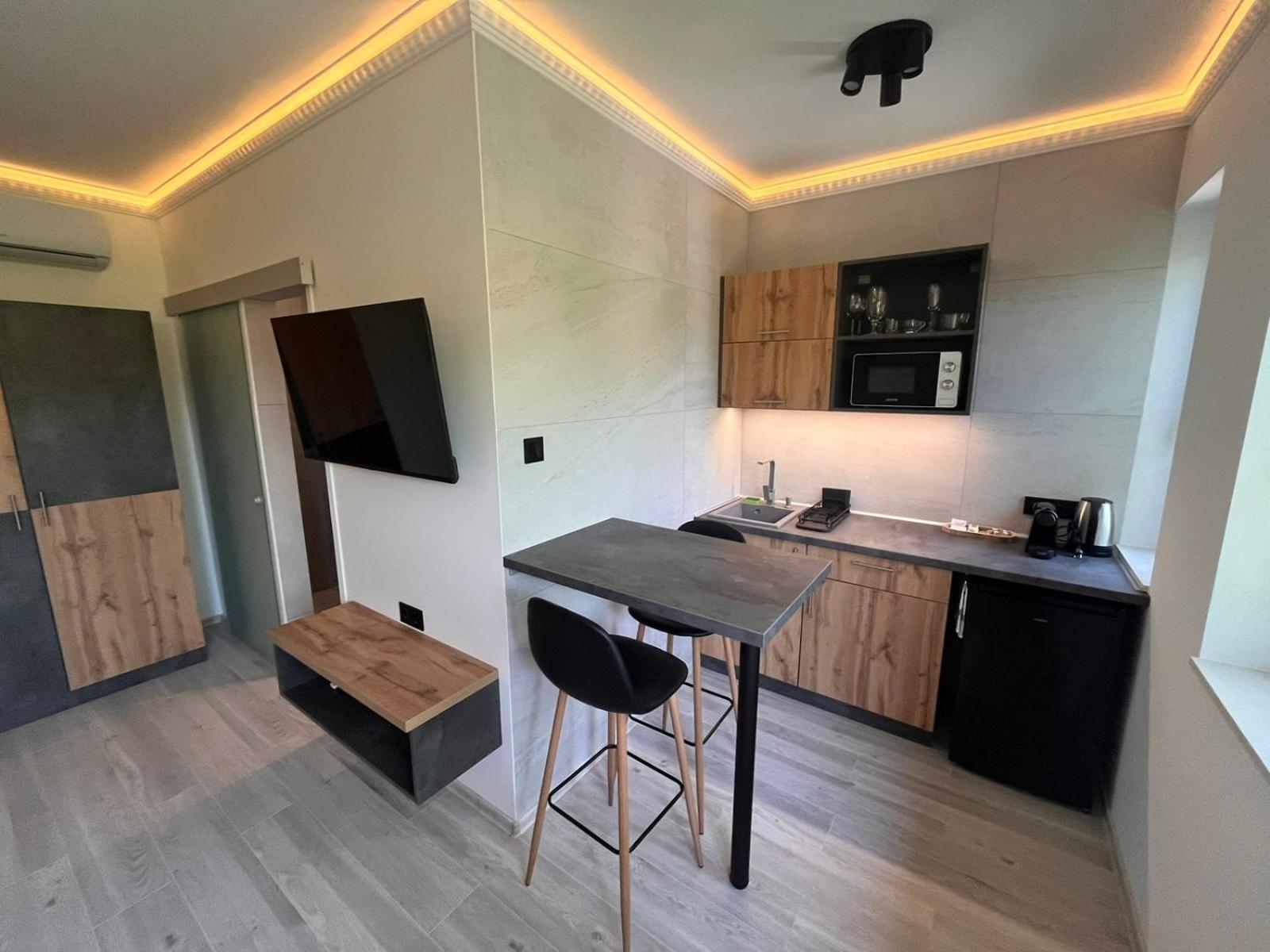 Varkapu Apartmanok 2 Gyula Esterno foto