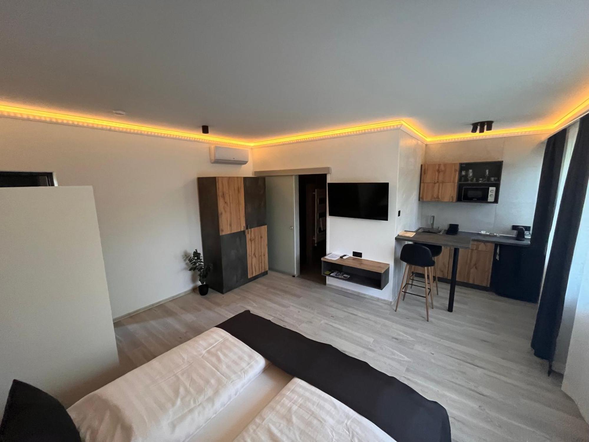 Varkapu Apartmanok 2 Gyula Esterno foto
