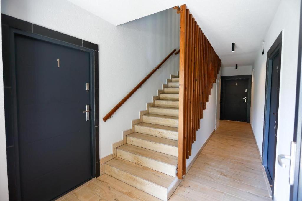 Varkapu Apartmanok 2 Gyula Esterno foto